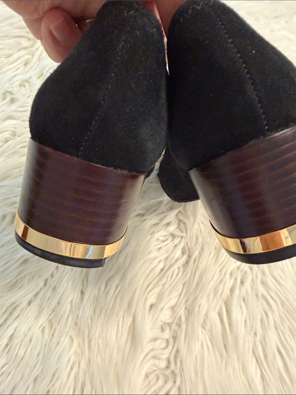 Tory Burch Black Suede Flats with Gold Logo Medallion size 7.5 fair condition - Picture 8 of 10
